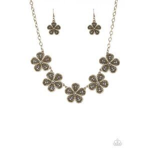 Paparazzi No Common Daisy Petals Floral Flowers Brass Necklace Earrings Set New